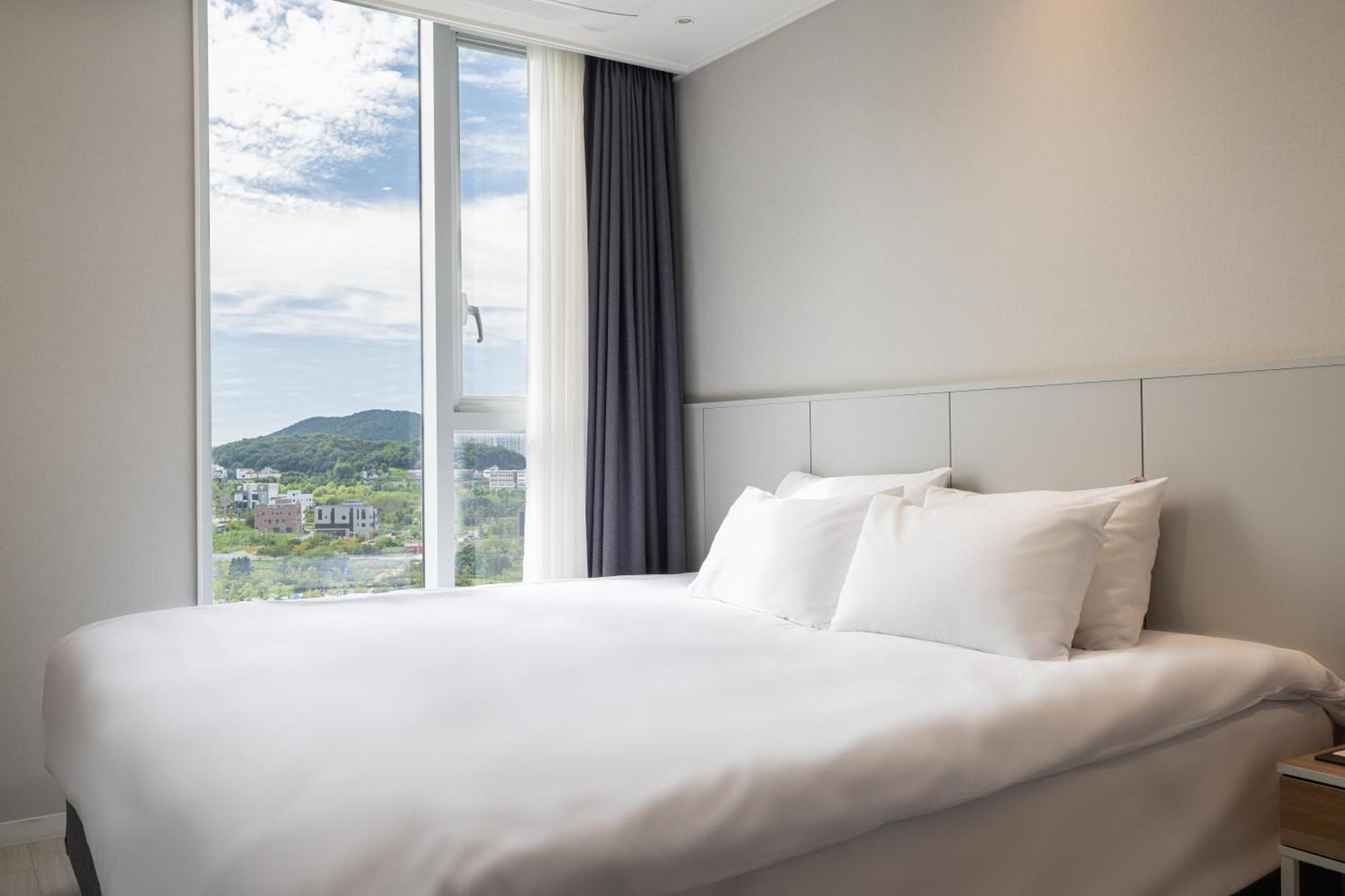 Ocean Park 9 Hotel 3*