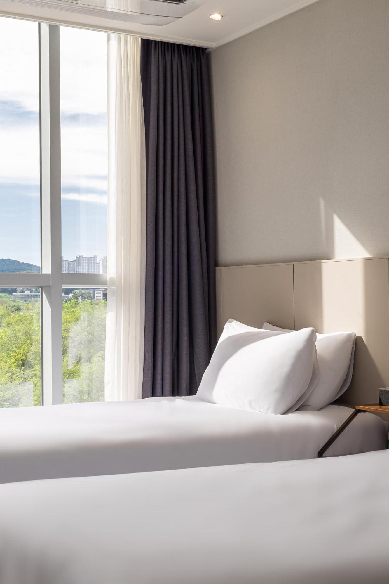 Ocean Park 9 Hotel 3*